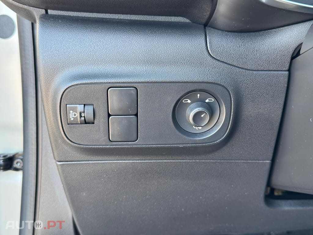 Citroen C3 1.2 PureTech Shine EAT6