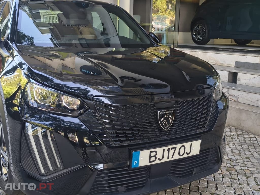 Peugeot 2008 1.2 PureTech Style