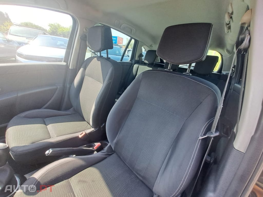 Renault Clio Break 1.2 16V Confort