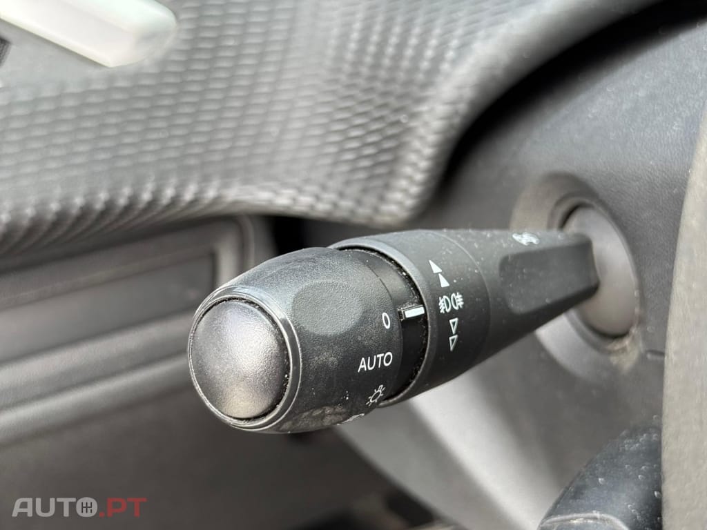 Peugeot 208 1.6 BlueHDi Style