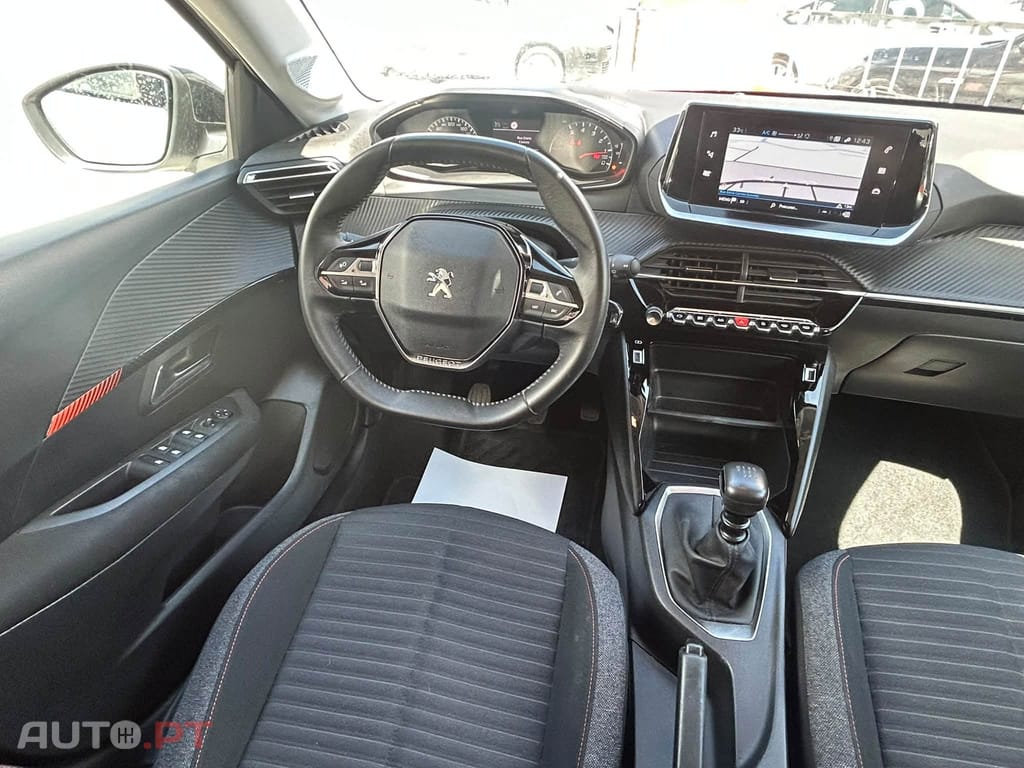 Peugeot 208 1.2 Pure Tech Style- Gasolina