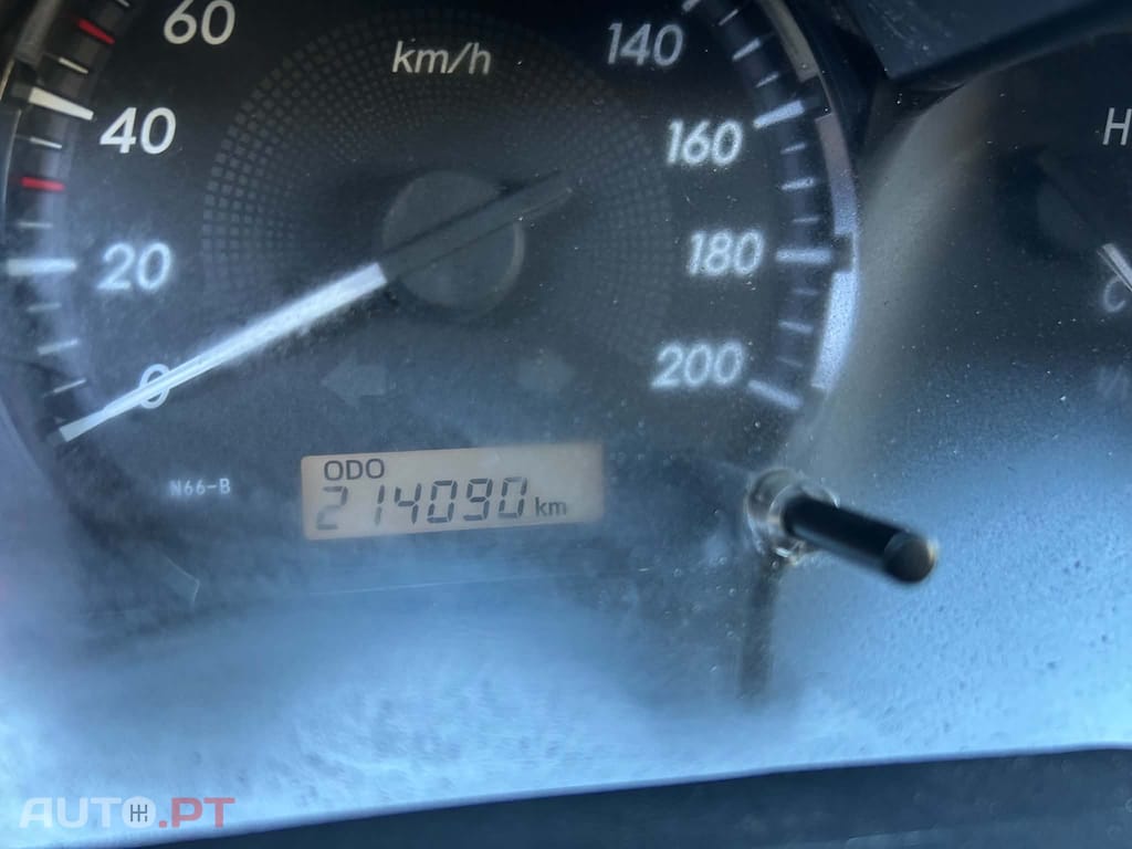 Toyota Hilux X-Cab 4x4 2.5D-4D 144cv