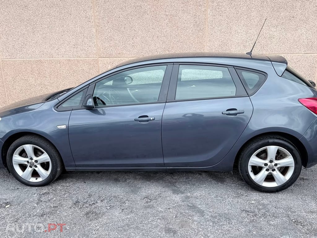 Opel Astra 1.3 CDTi Cosmo