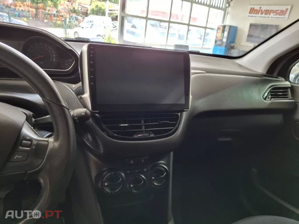 Peugeot 208 1.2 VTi Allure