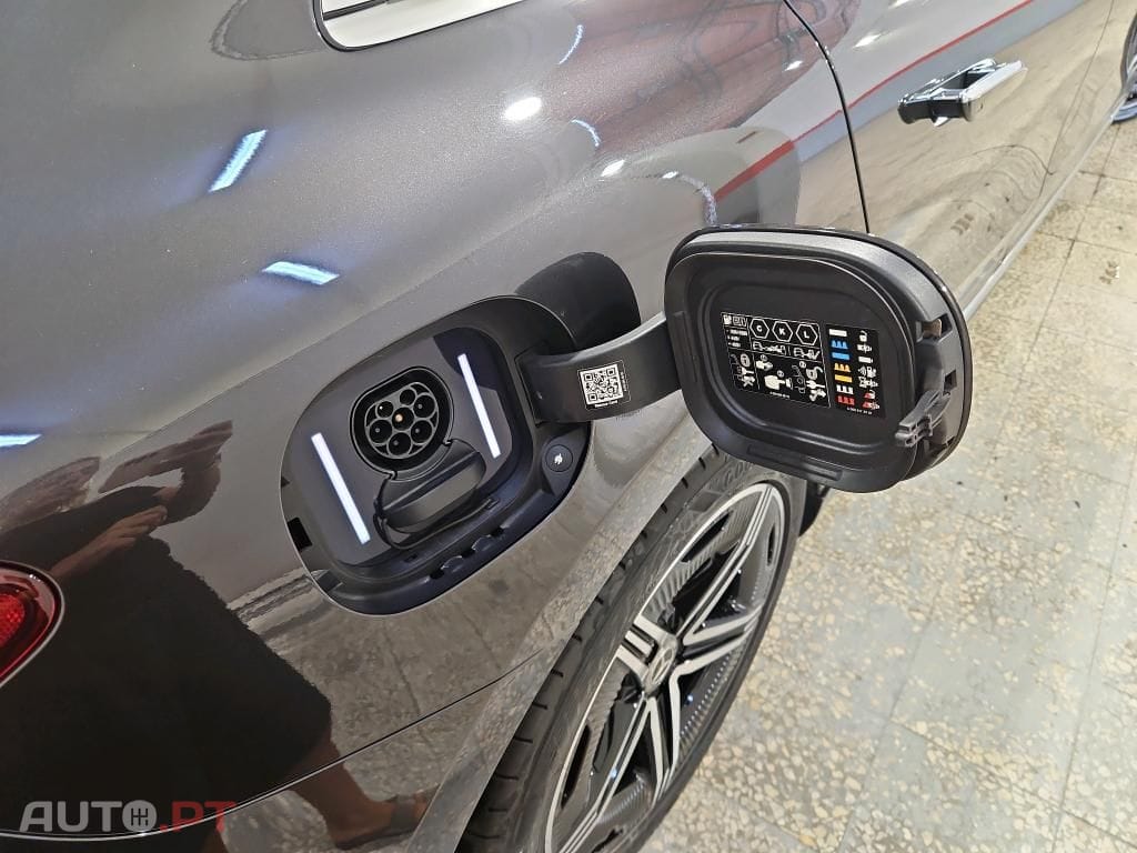 Mercedes-Benz EQE 350