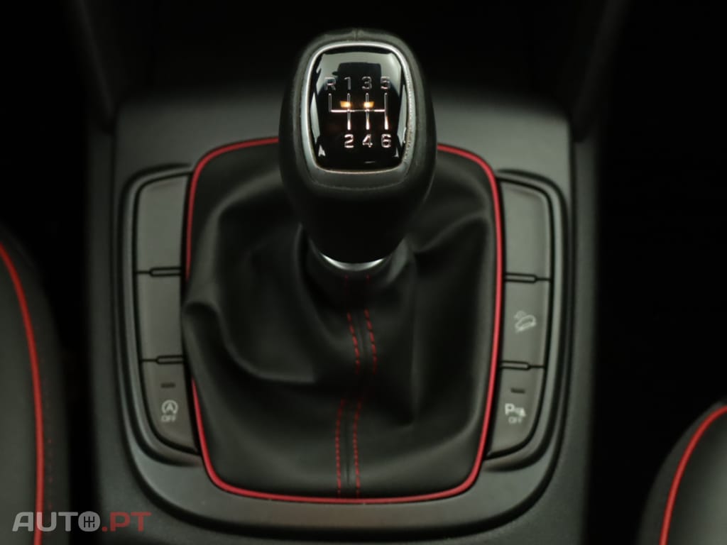 Hyundai Kauai Kauai 1.0 T-GDi Pre.Pele/Tec.Vermelho