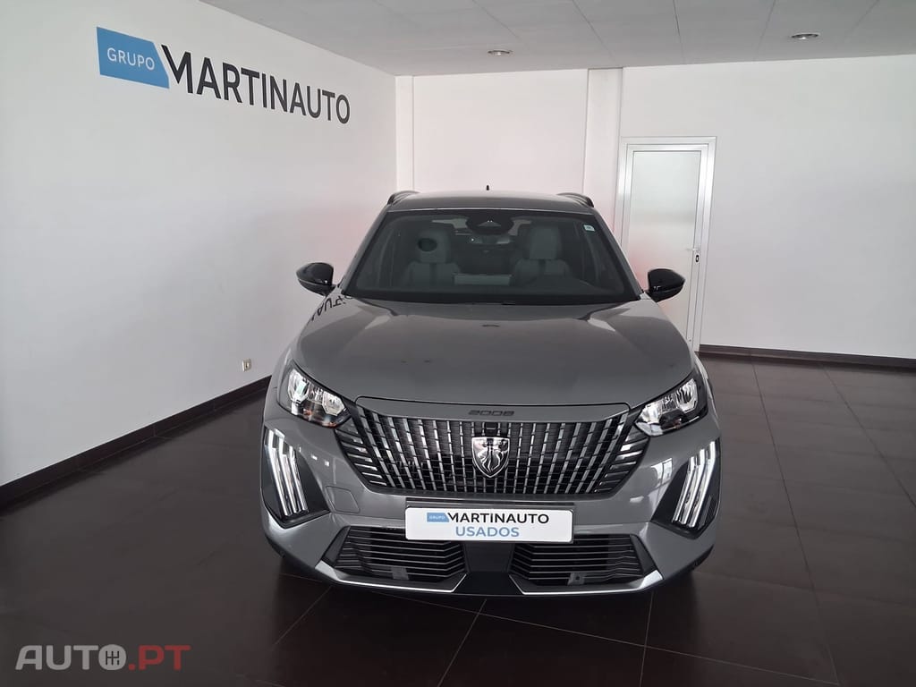 Peugeot 2008 Outro