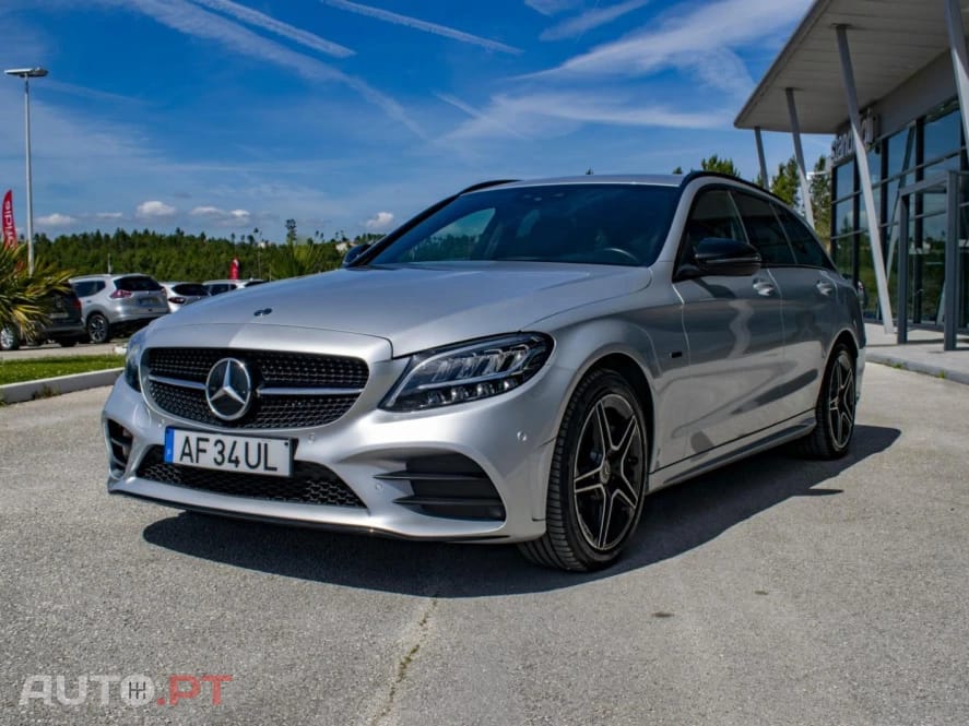 Mercedes-Benz C 300 de AMG Line Night Edition Station