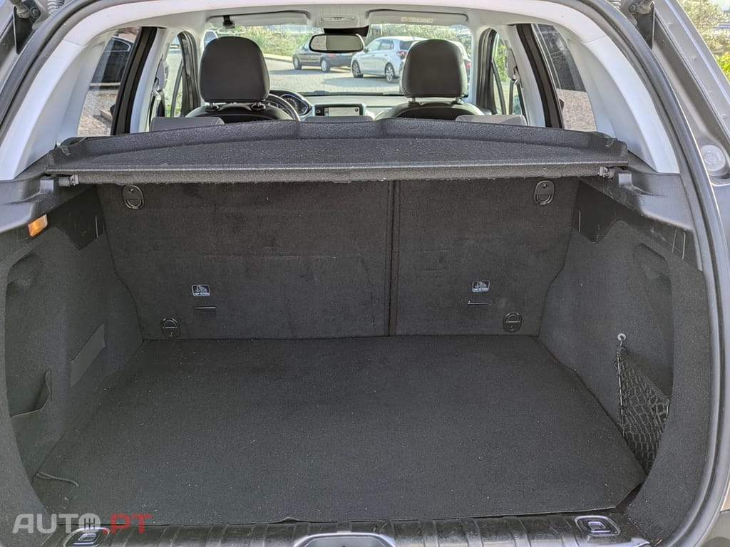 Peugeot 2008 Peugeot 2008 PureTech 110 GPF Stop&Start EAT6 Allure