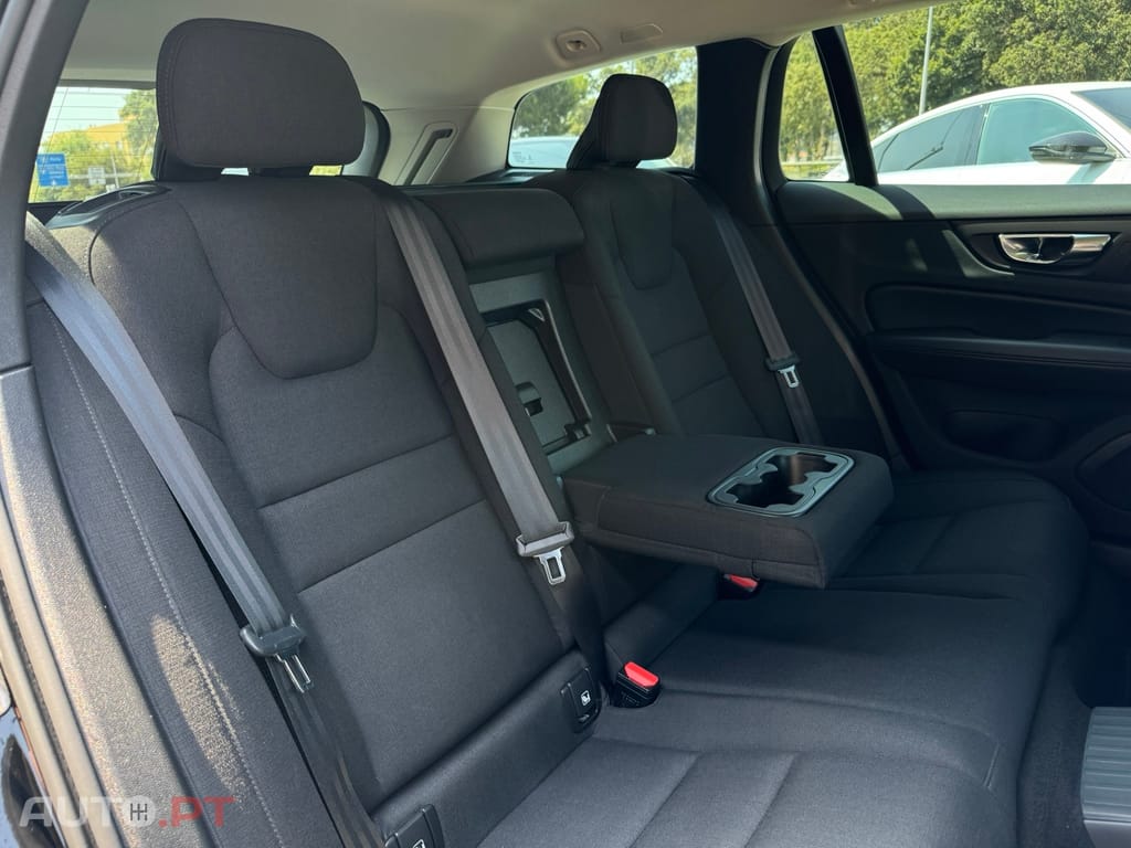 Volvo V60 2.0 T6 AWD TE Inscription Expression