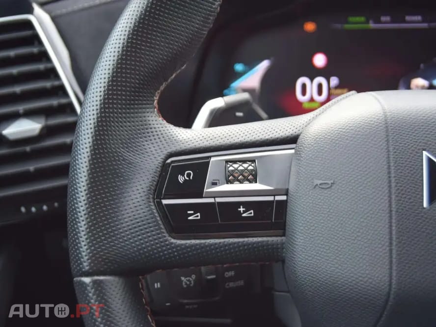 DS DS7 E-Tense Performance Line EAT8