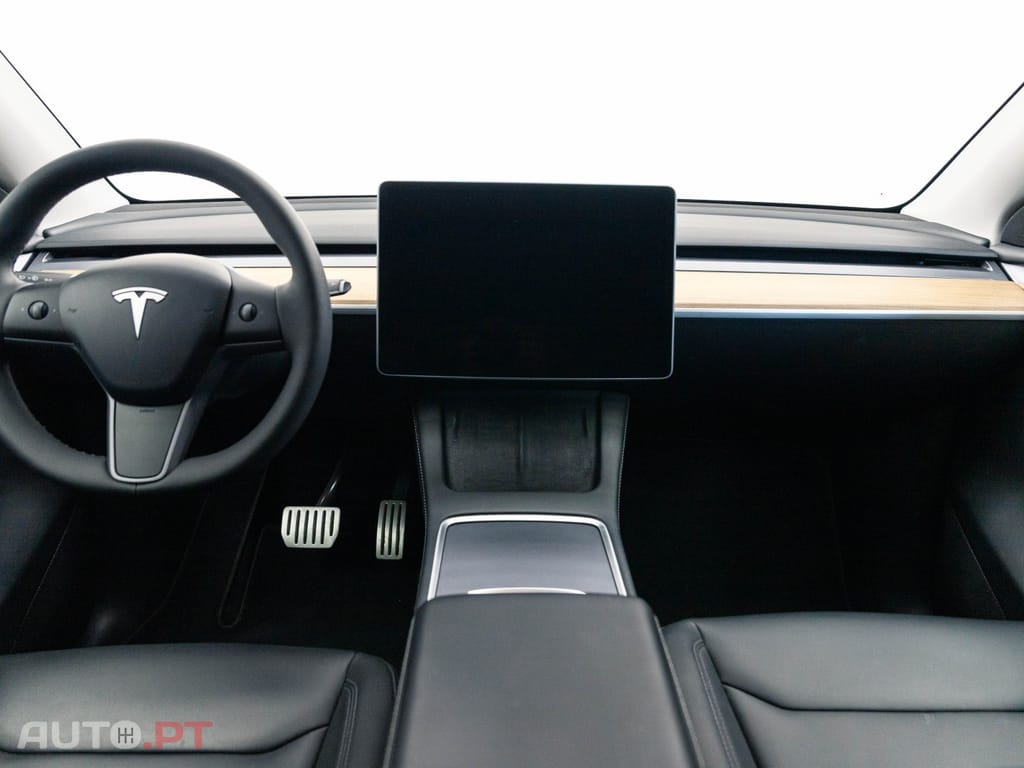Tesla Model Y Performance Dual Motor AWD