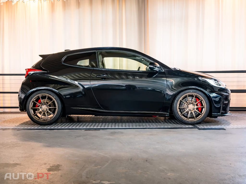 Toyota GR Yaris 1.6 I-Turbo High Performance