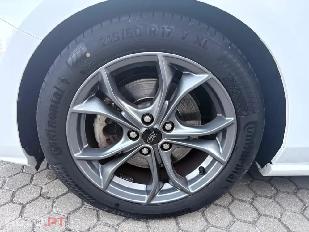 Ford Focus SW 1.0 EcoBoost ST-Line