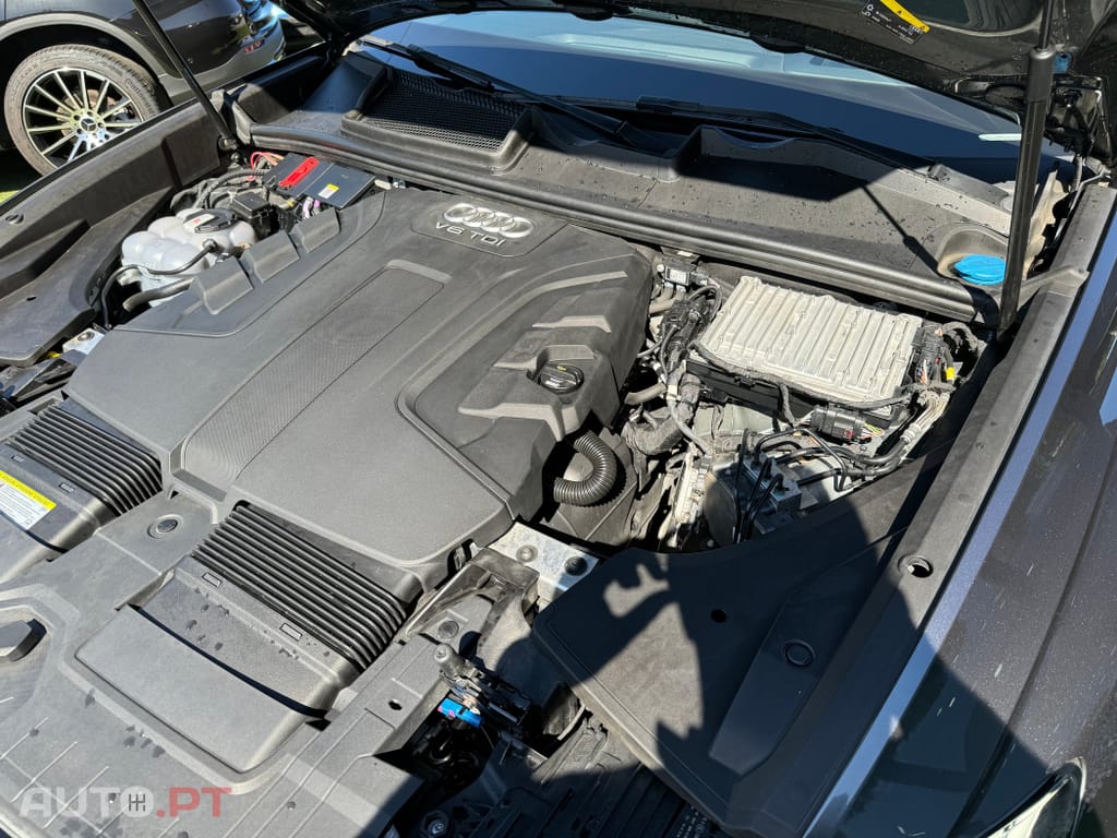 Audi Q8 50 TDI quattro Tiptronic