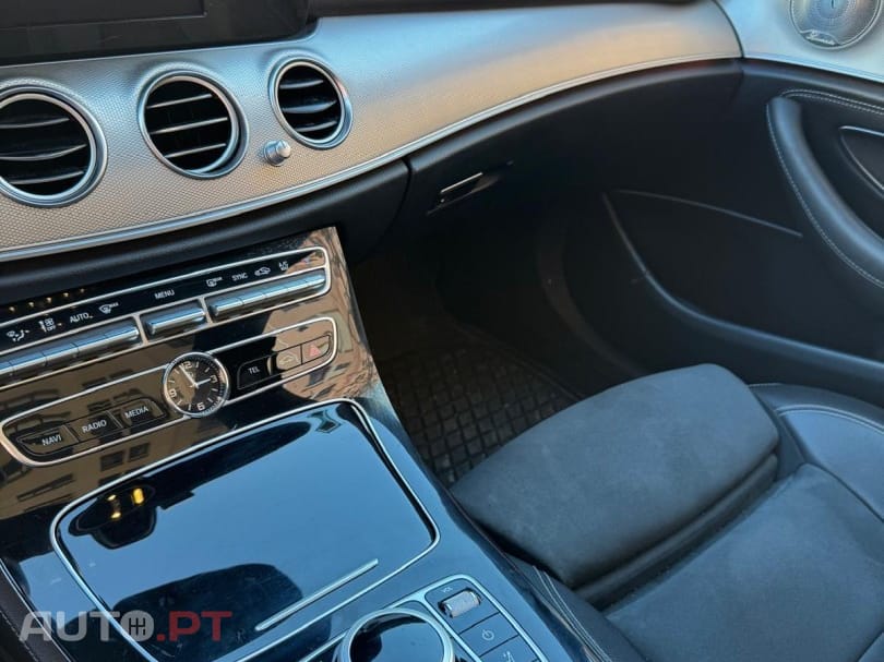 Mercedes-Benz E 220 d AMG Line