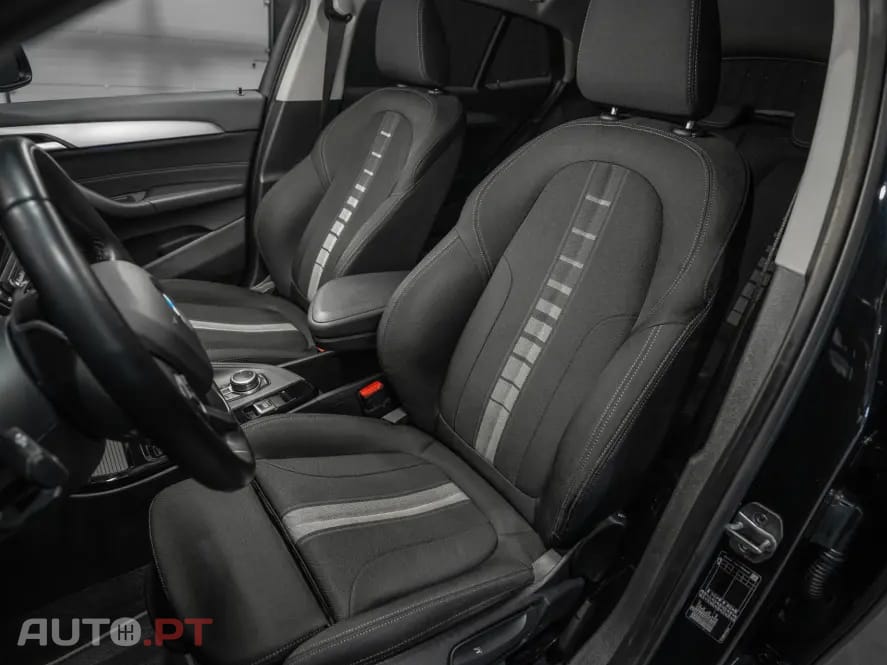 BMW X2 18 i sDrive Auto