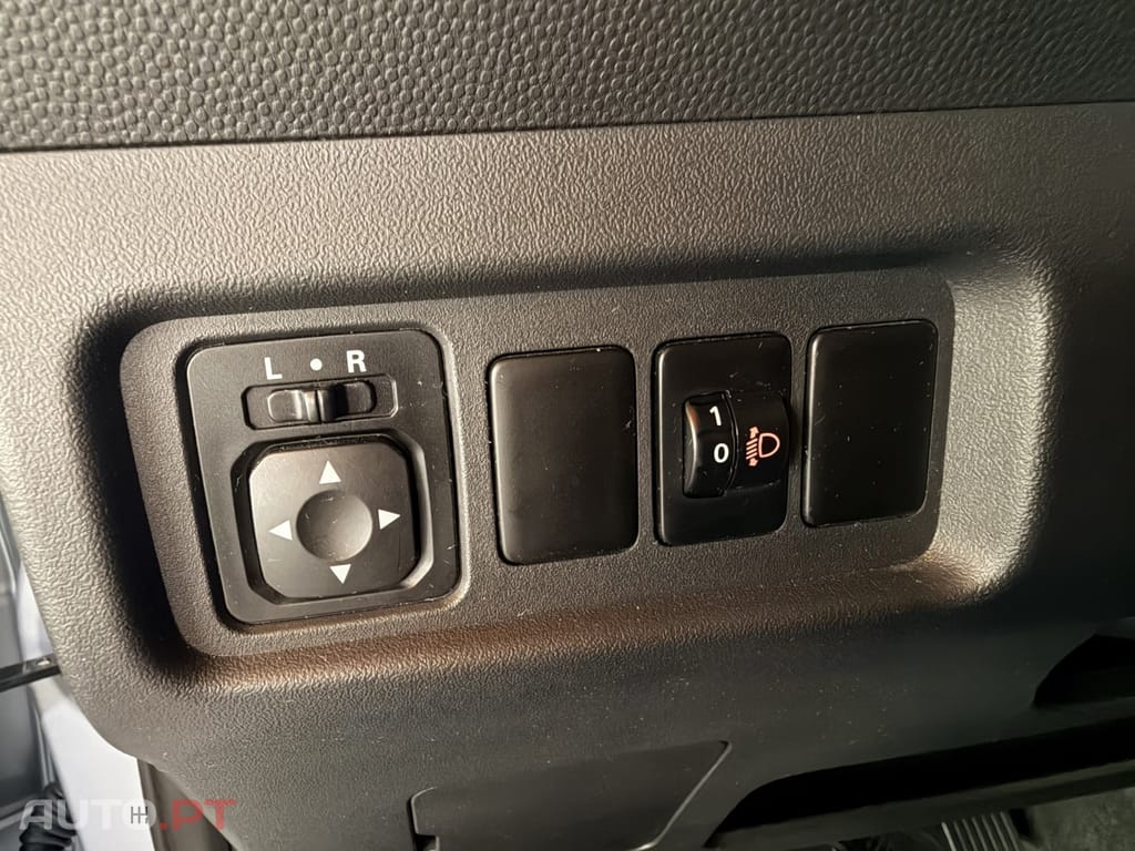 Mitsubishi Space Star 1.2 Intense Connect Edition