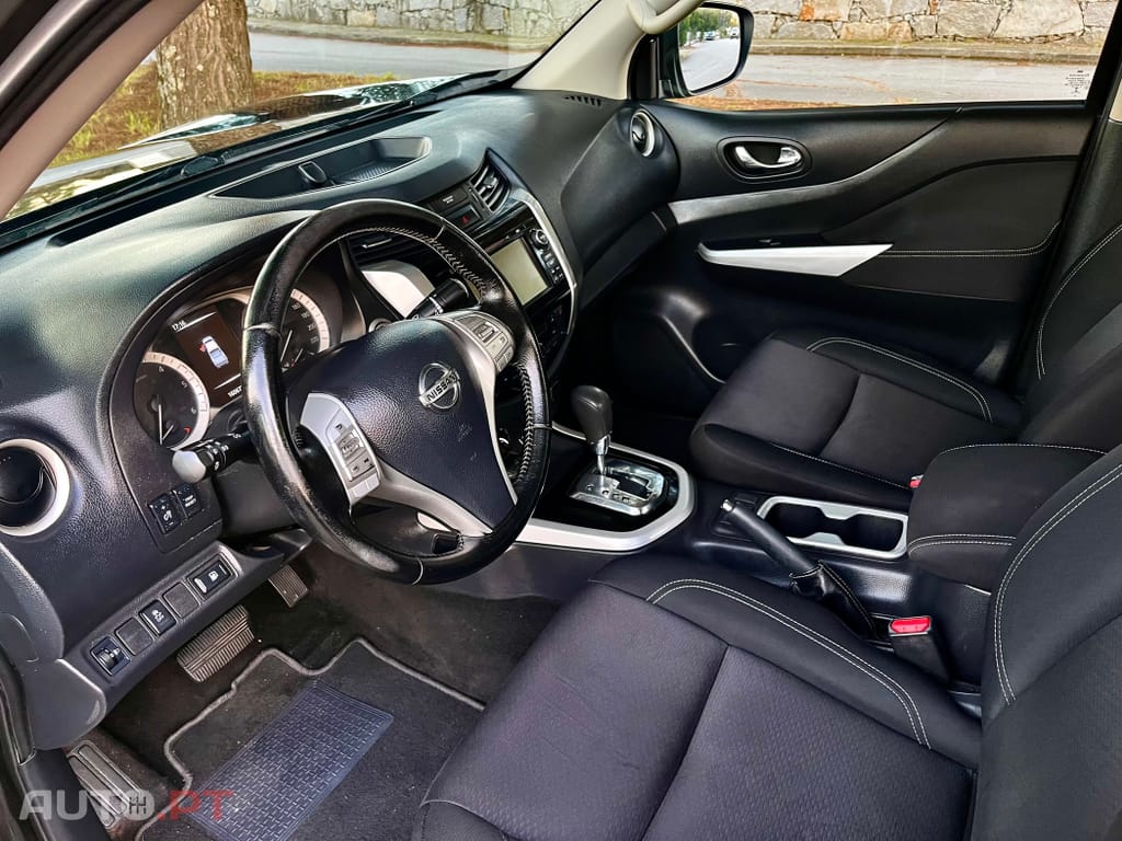 Nissan Navara Automática