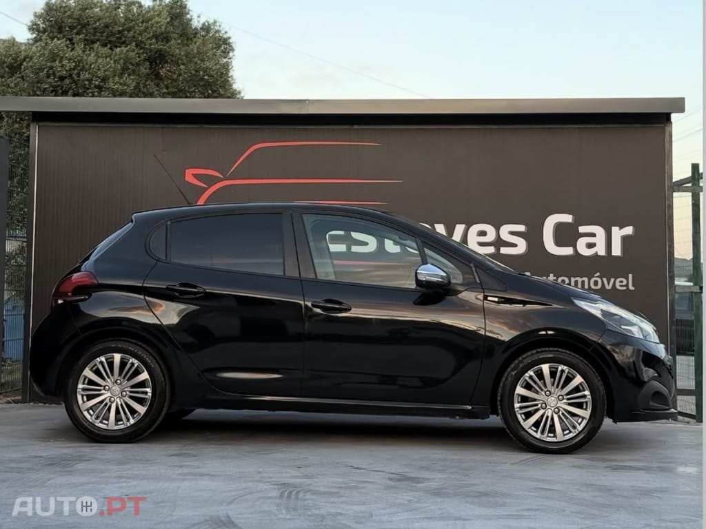 Peugeot 208 1.2 PureTech Style