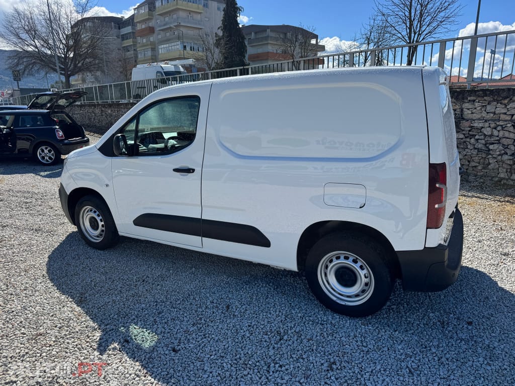 Peugeot Partner 1.5 BlueHDi Pro Standard Plus