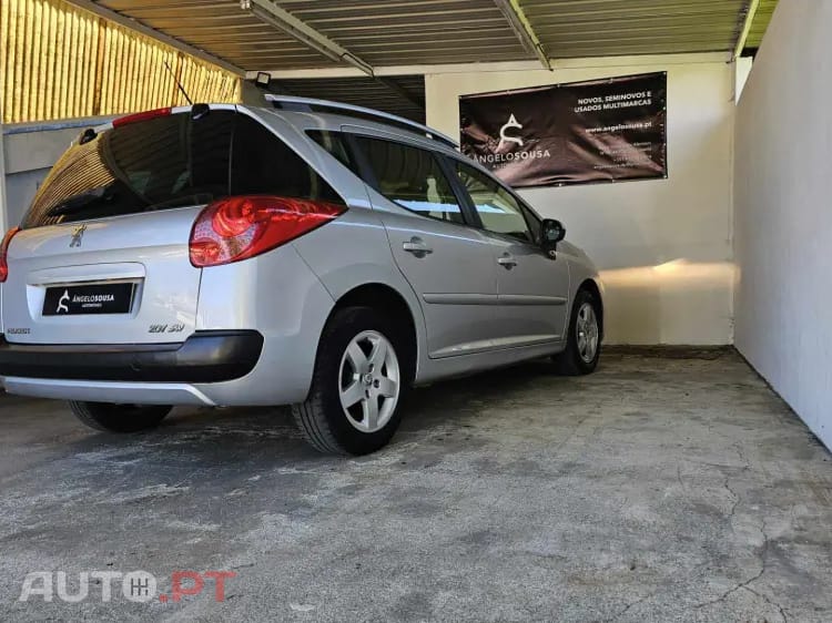 Peugeot 207 SW 1.4 VTi Sportium