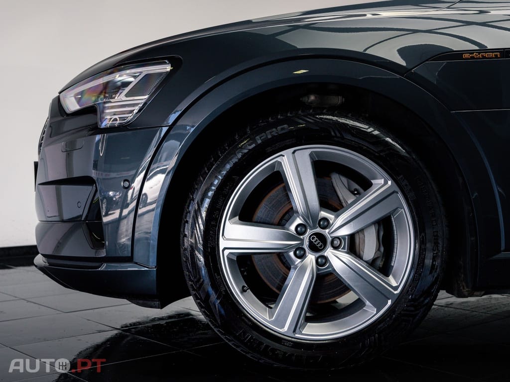 Audi E-Tron 50 quattro