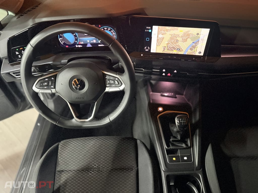 Volkswagen Golf 1.0 TSI Confortline