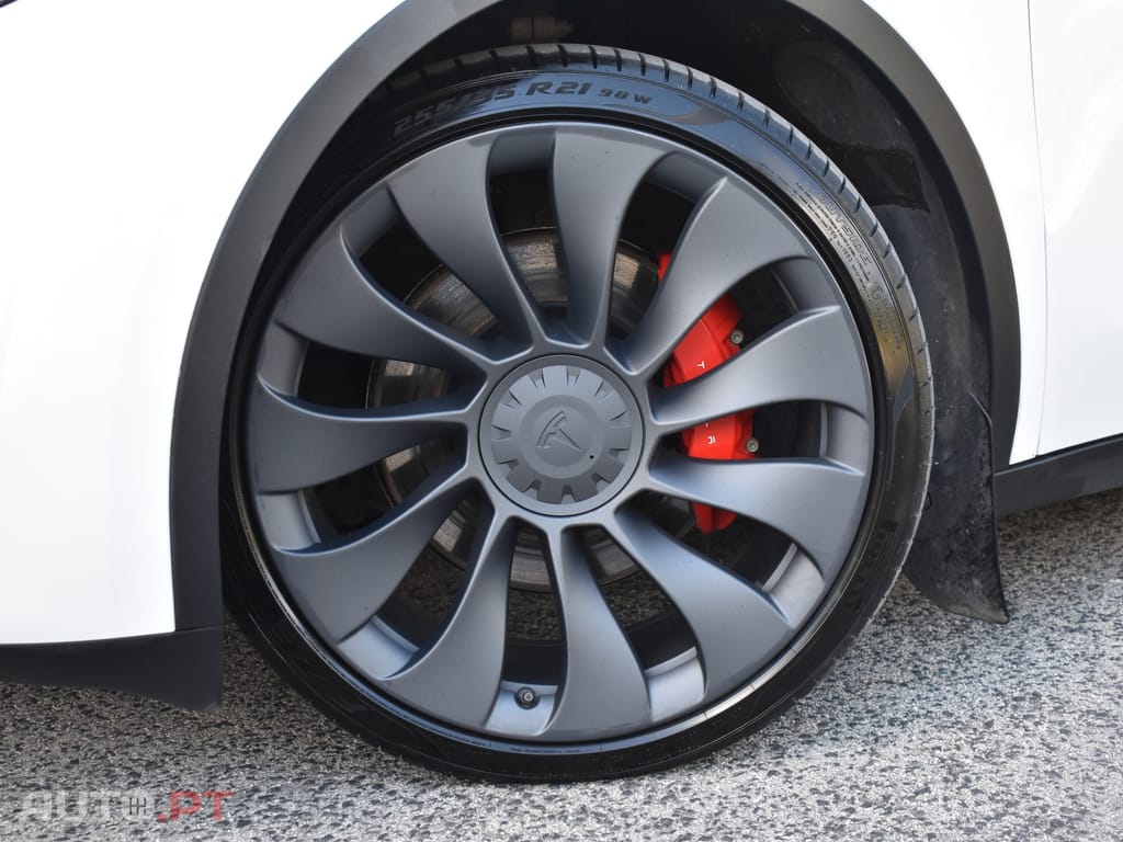 Tesla Model Y Performance Tração Integral