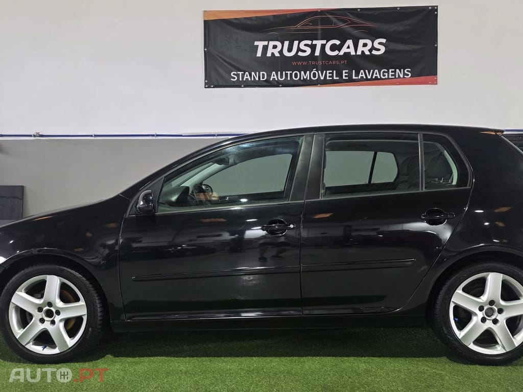 Volkswagen Golf 2.0 TDi Confortline