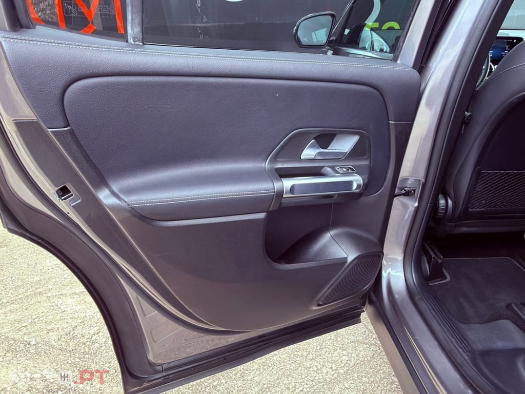 Mercedes-Benz GLB 180 d Progressive