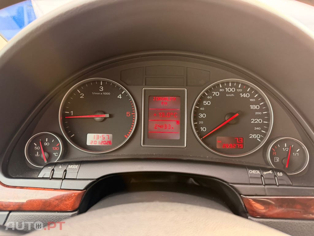 Audi A4 Avant 2.5 TDi quattro