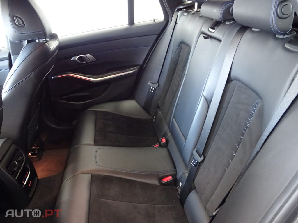 BMW 320 d Touring Pack M Auto