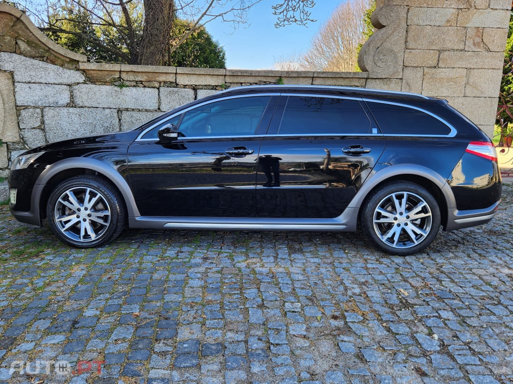 Peugeot 508 RXH 2.0 HDi Hybrid4 2-Tronic