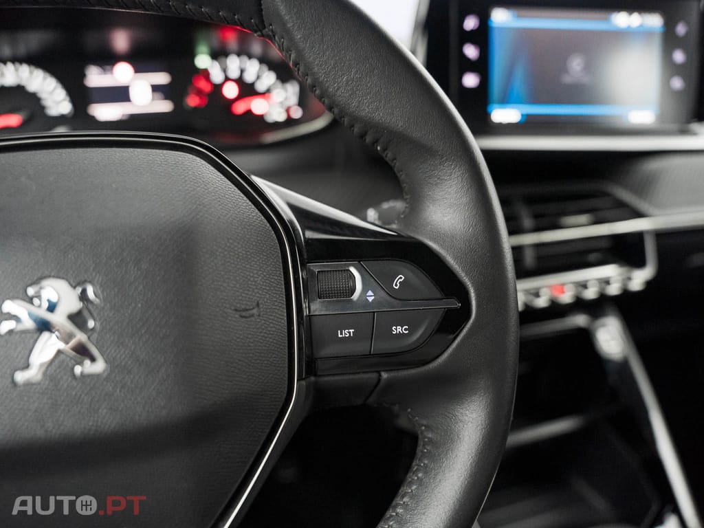 Peugeot 2008 1.2 PureTech Active Pack