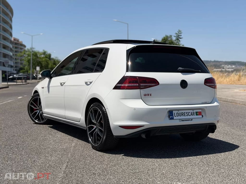 Volkswagen Golf 2.0 TSi GTi DSG Performance