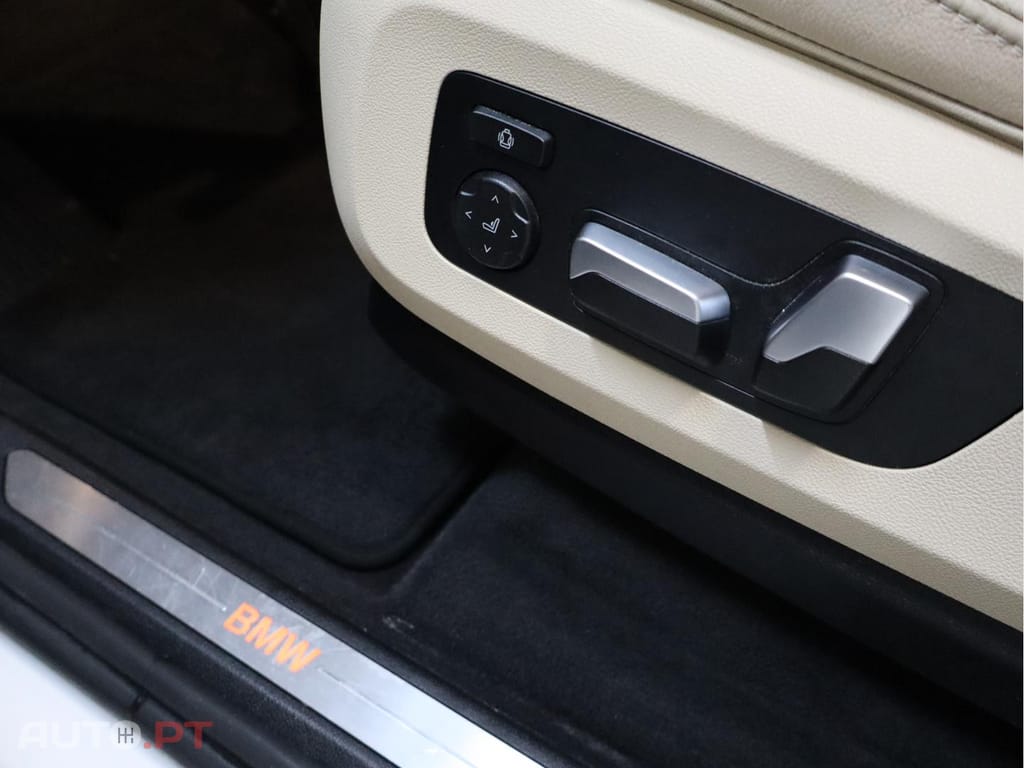 BMW X5 xDrive45e Auto Business