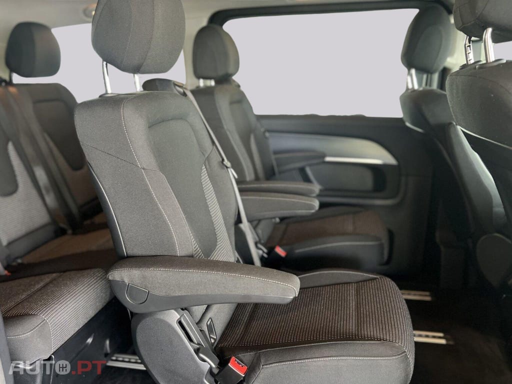 Mercedes-Benz EQV 300 Lang Mopf I.V.A DEDUTIVEL