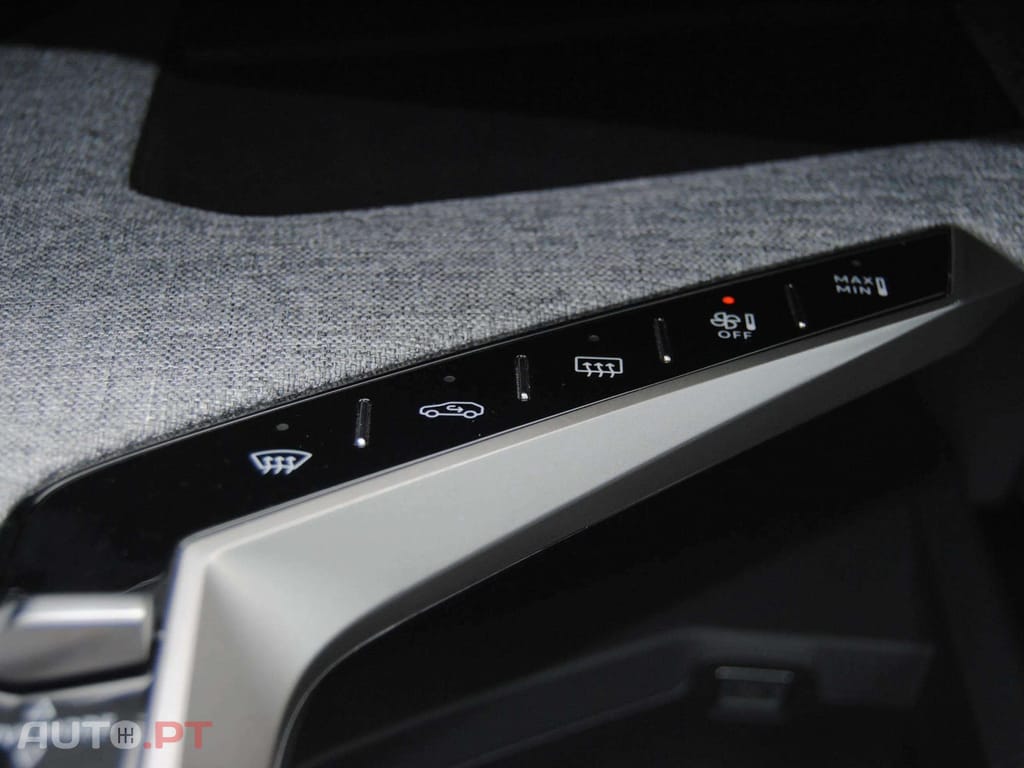 Peugeot 5008 1.2 Hybrid Allure e-DCS6