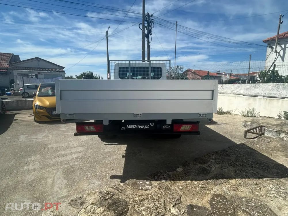 Ford Transit Outro