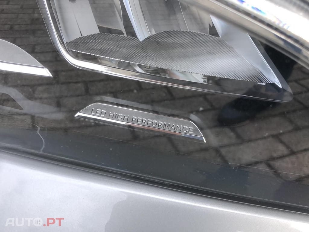 Mercedes-Benz CLA 200 AMG