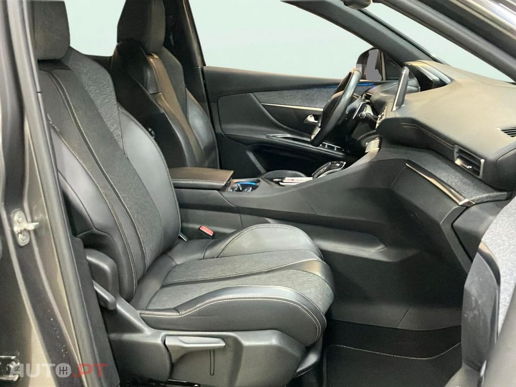 Peugeot 5008 1.5 BlueHDi 130