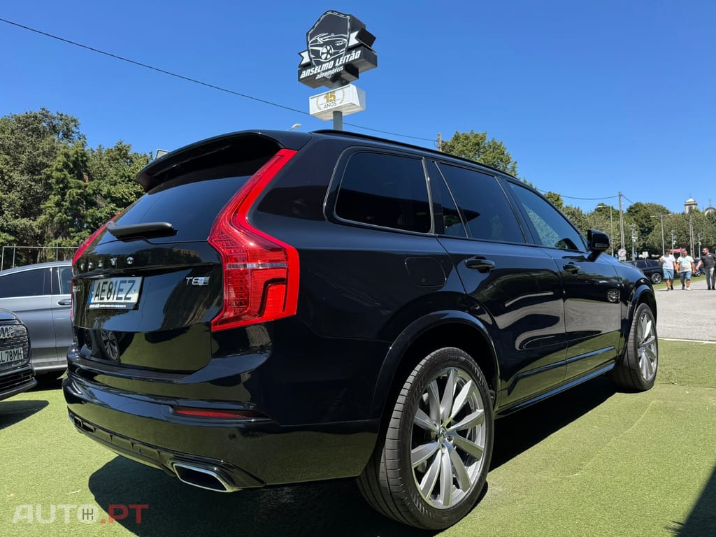 Volvo XC90 2.0 T8 PHEV R-Design AWD