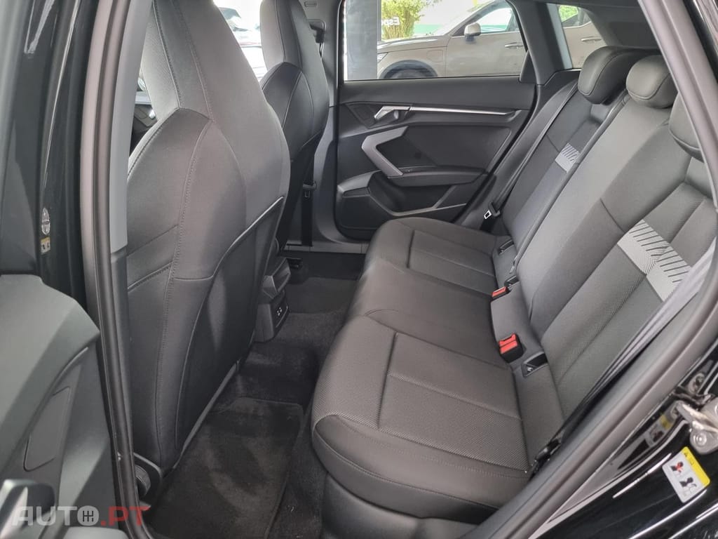Audi A3 Sportback 30 TFSI Advanced