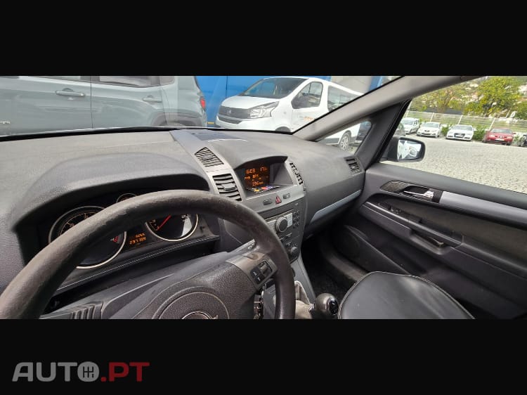 Opel Zafira 1.9 TDI