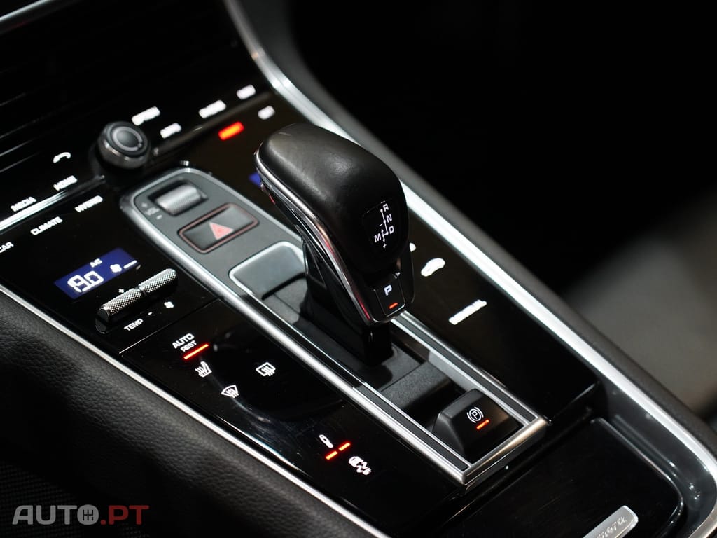 Porsche Panamera 4 E-Hybrid