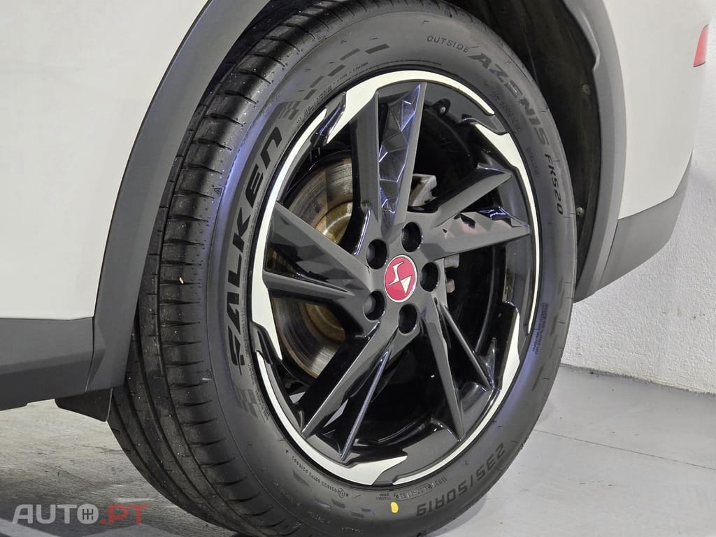 DS DS7 Crossback E-Tense Performance Line EAT8