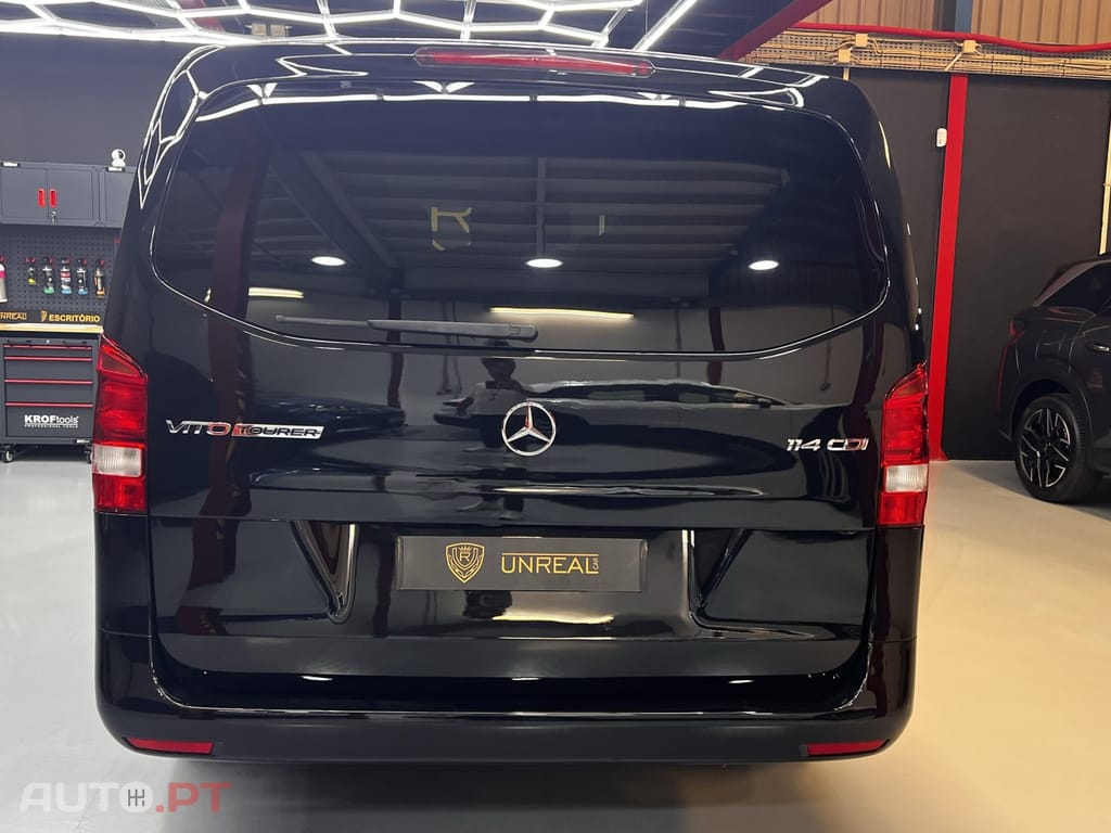 Mercedes-Benz Vito Extra-Longa Aut. SHUTTLE