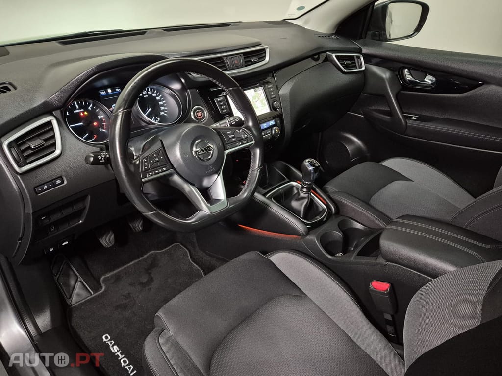 Nissan Qashqai 1.5 dci N-Connecta 360º GPS