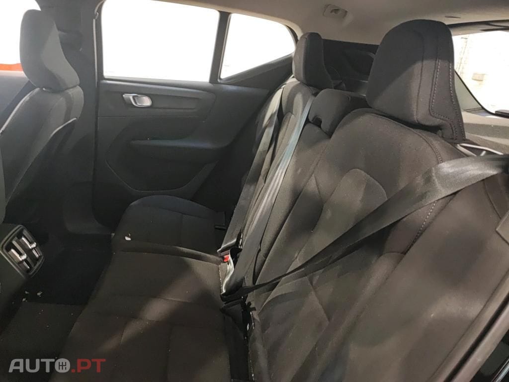 Volvo XC40 2.0 B3 Essential